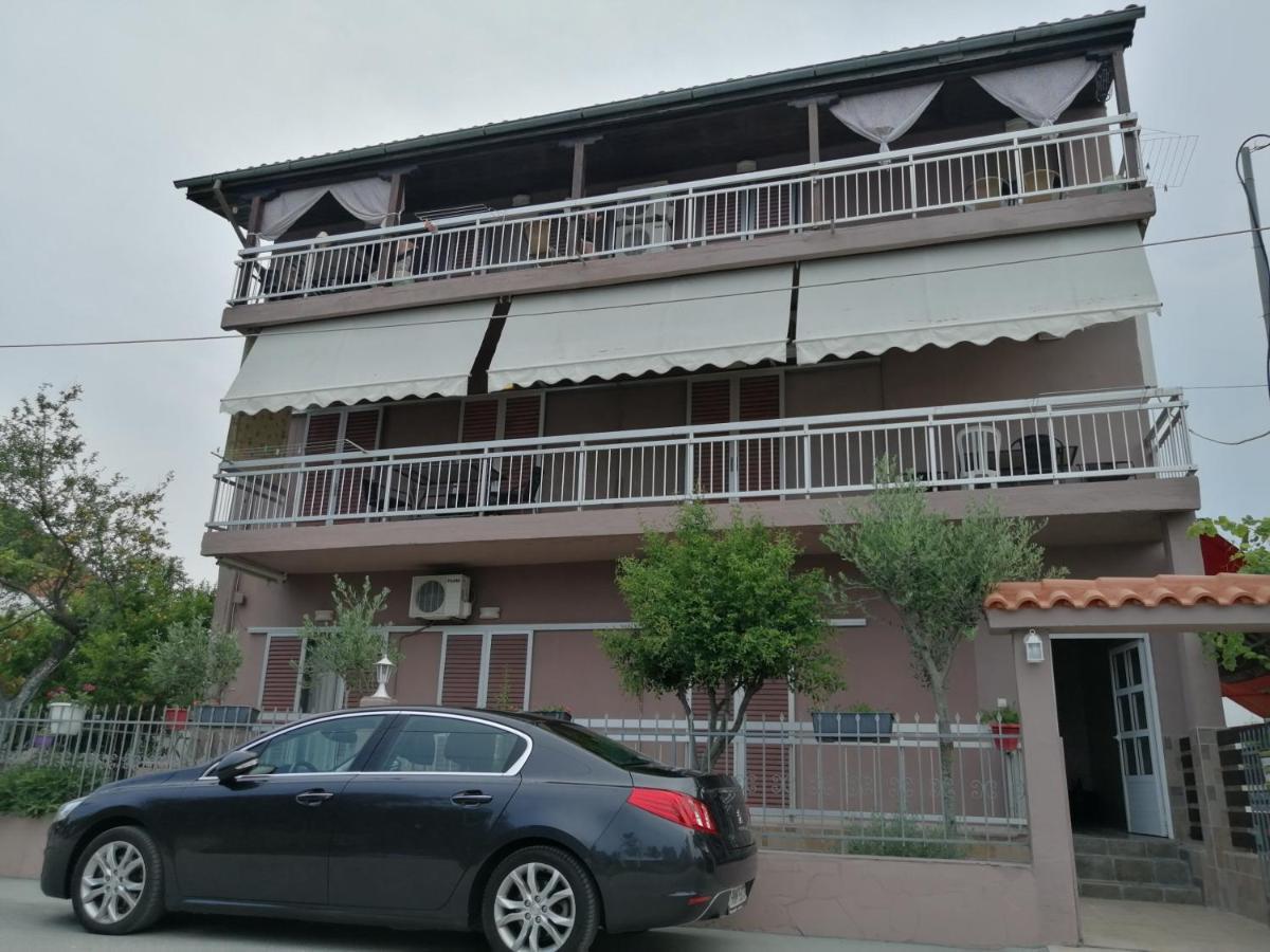 Ο Ακλόνητος Aparthotel Néa Meságkala Exterior foto