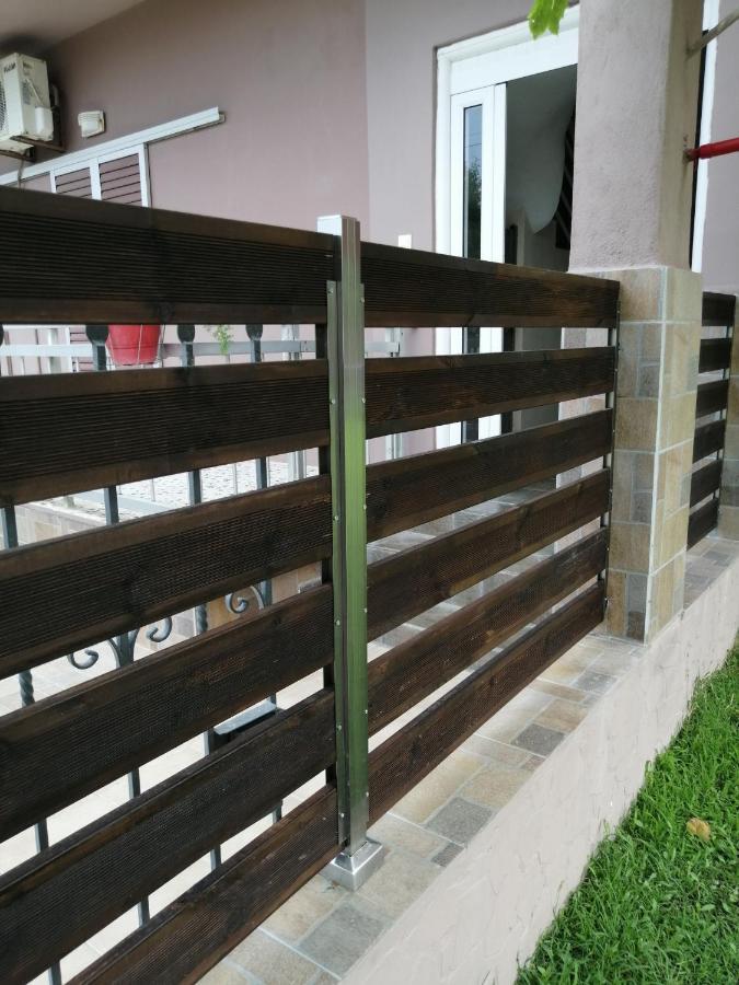 Ο Ακλόνητος Aparthotel Néa Meságkala Exterior foto