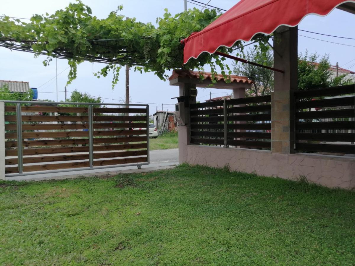 Ο Ακλόνητος Aparthotel Néa Meságkala Exterior foto